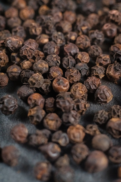 Poivre noir de Tellicherry cultivé en Inde